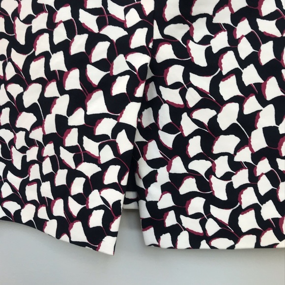 *JUST REDUCED* Ann Taylor Factory Skirt - Picture 6 of 8